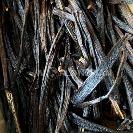 

VANILLA TAHITENSIS GRADE C 1 KG SIZE 13 CM UP / VANILLA TAHITENSIS / VANILLA BEANS / VANILLA PODS