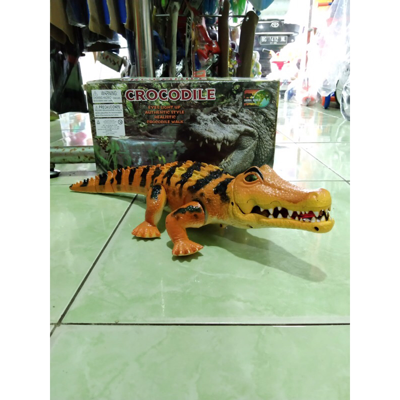 NiceSoo mainan anak crocodile/buaya baterai
