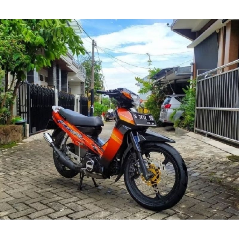 STRIPING|STIKER|LIST BODI FULSET MOTOR YAMAHA FIZ R CUSTOM MOTIF FULL CLUTCH ORANGE