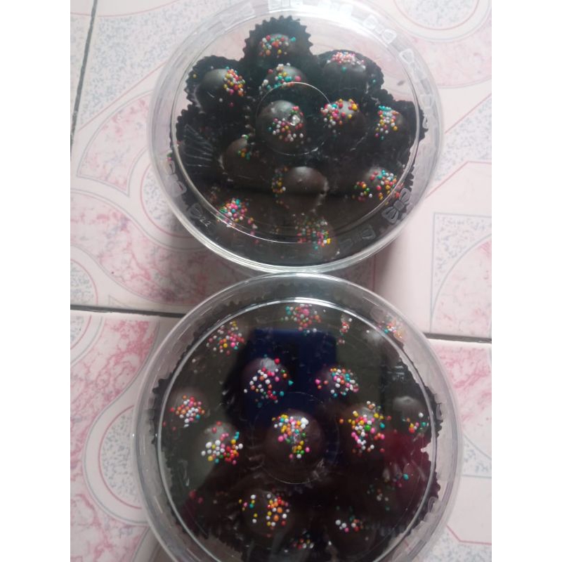 

Kue Bolo-bola Coklat 500Gram Lebaran
