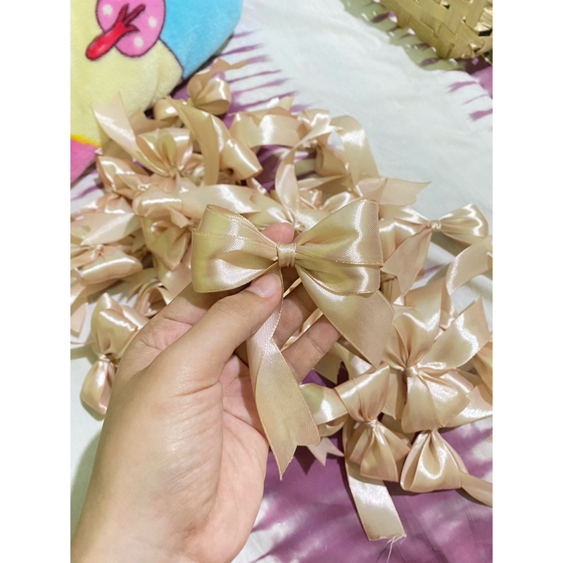

Pita Dekorasi, Pita Hampers, Pita Parcel, Pita Kado, Ribbon