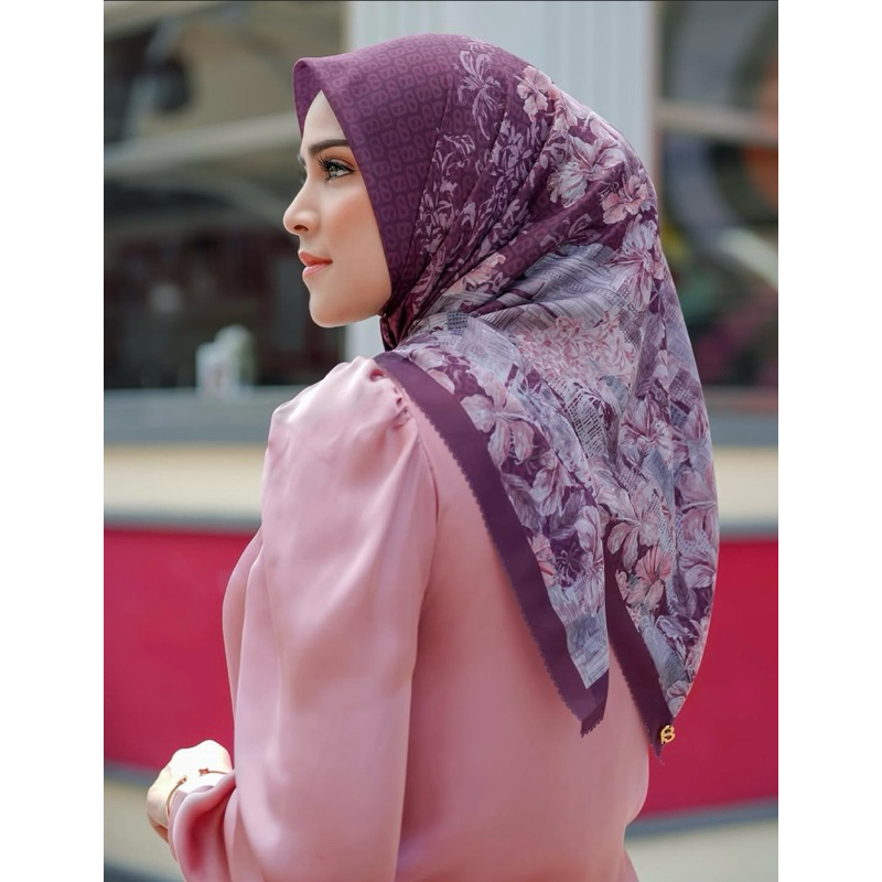 Buttonscarves Malaya Burgundy Preloved