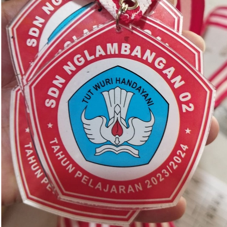 MEDALI AKRILIK MEDALI WISUDA MEDALI KELULUSAN MEDALI MURAH MEDALI 1 SISI  MEDALI SD MEDALI TK