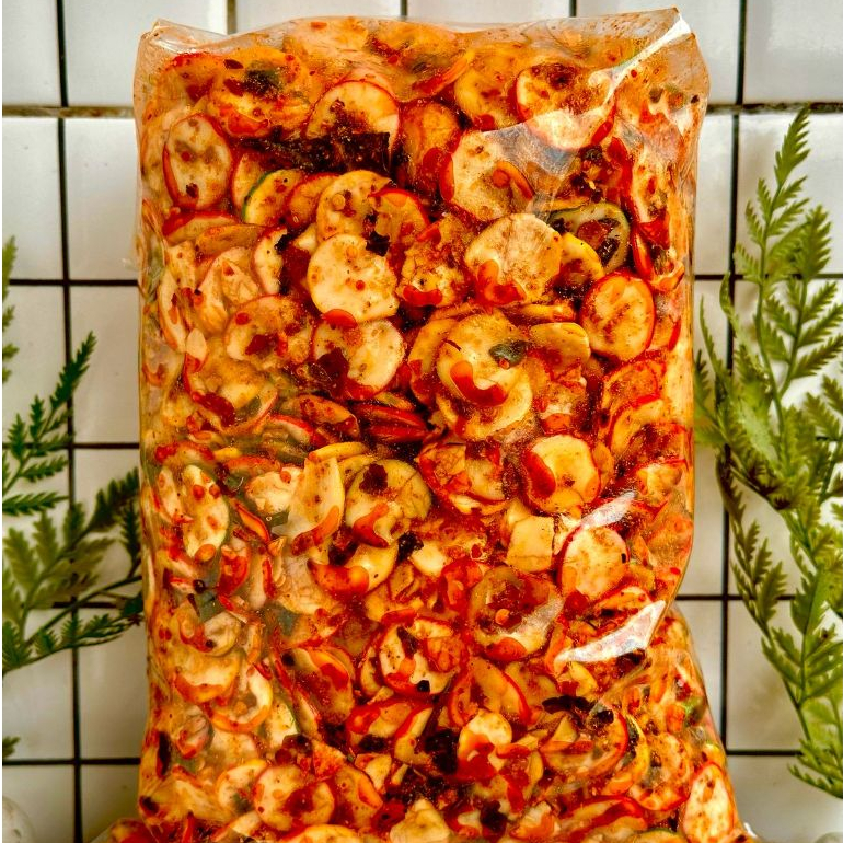 

Sebring Kerupuk Bawang Pedas Daun Jeruk 1KG