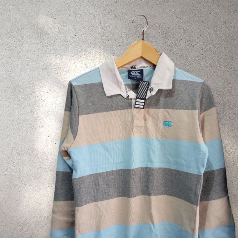 Crewneck Kerah Canterbury Second Brand