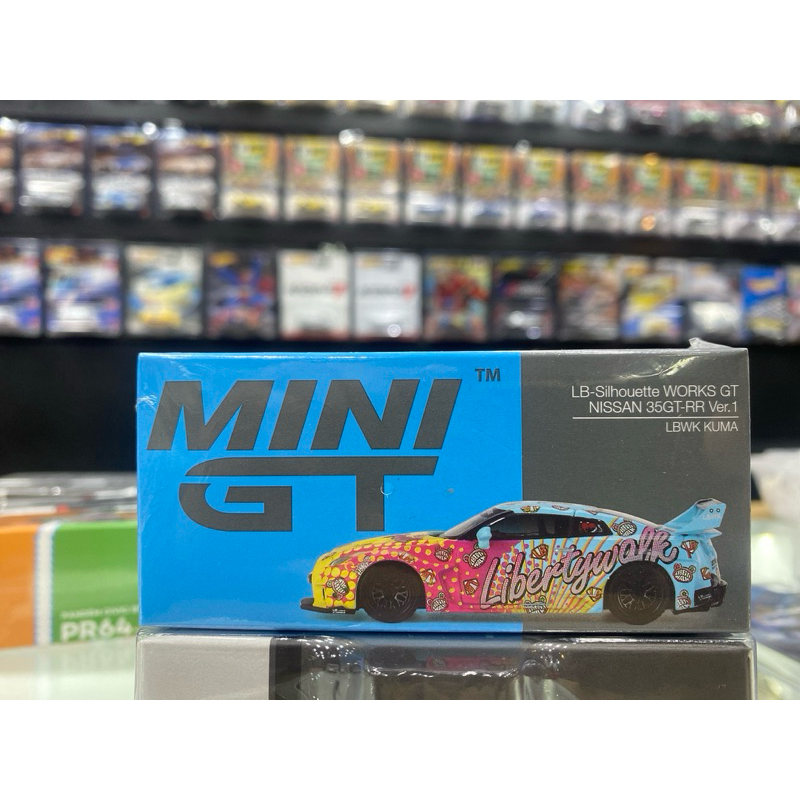 Mini GT Nissan GT-R R35 LBWK Kuma