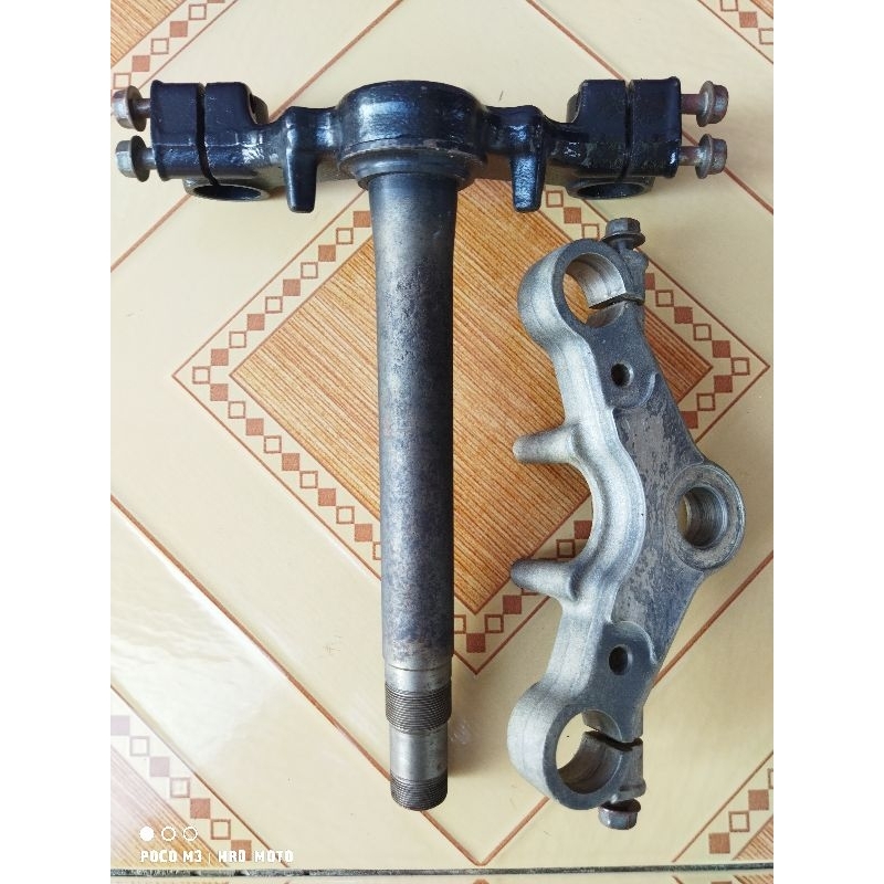 Segitiga atas satria fu segitiga shock depan satria fu 150 karbu