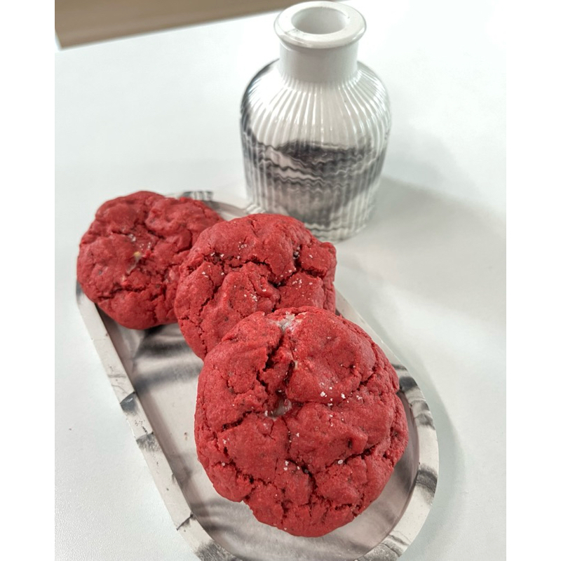 

Red Velvet Cheese Cookie