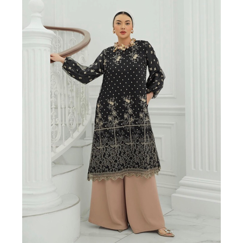 Nazira Tunic Geulis id