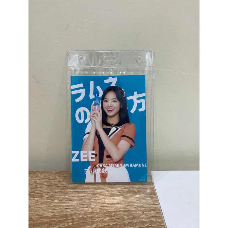 Official Photopack Zee Cara Meminum Ramune JKT48