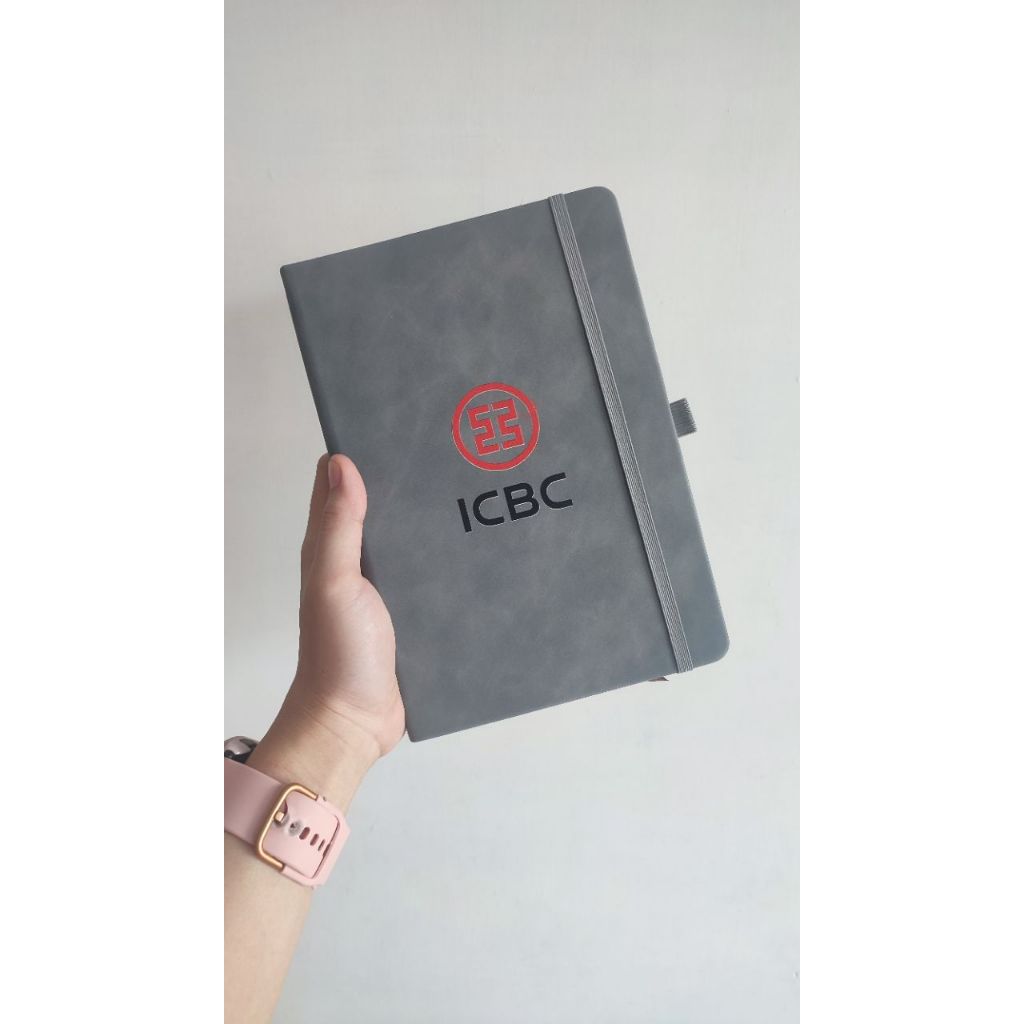 

[BISA CUSTOM] Hampers Set Pocket Notebook Custom Ukuran A5 & Pulpen Custom/ Set Hampers Gift Buku