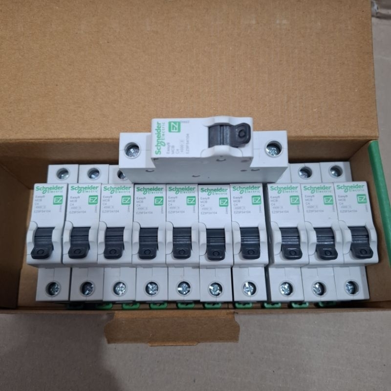 MCB SCHNEIDER hitam 1 Phase 1 pole  4A 6A 10A 16A 20A original