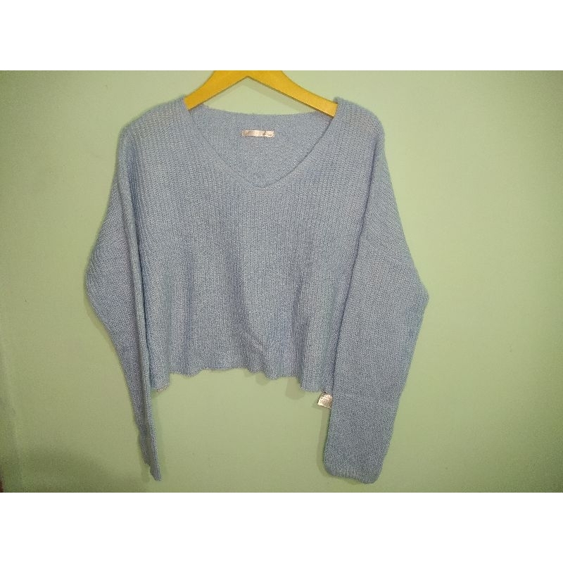 sweater biru muda (BACA DESKRIPSI)