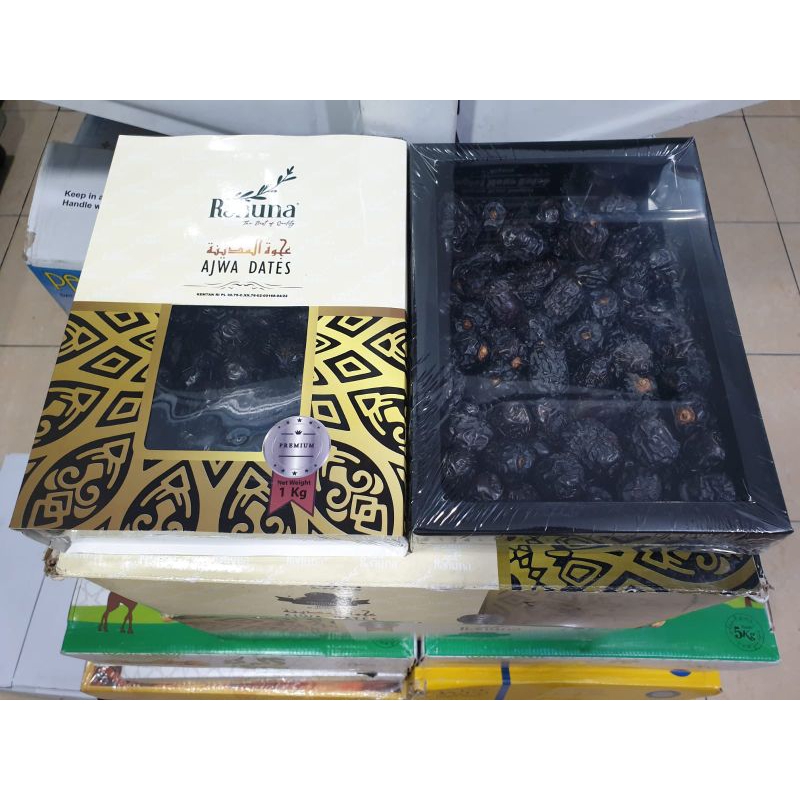 

Kurma Ajwa merk Ranuna 1kg Kurma Nabi