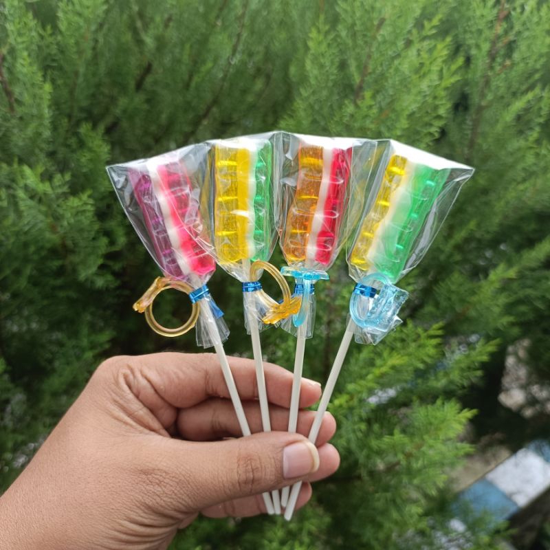 

PERMEN LOLIPOP CHUNKY CINCIN ISI 20 PCS GROSIR MURAH