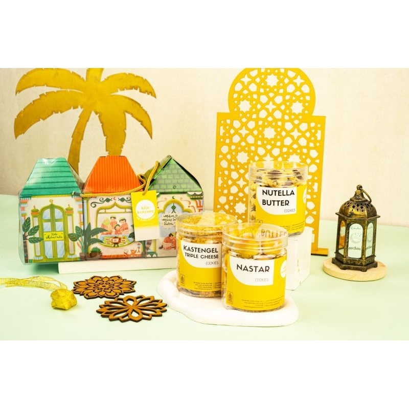 

Royal Feast 2 Hampers cookies idul fitri