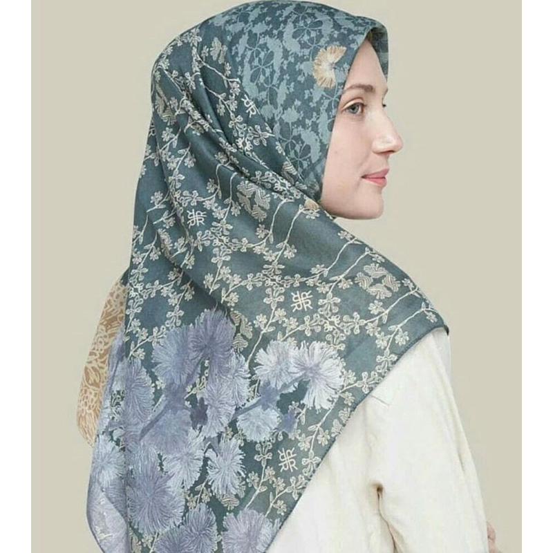 scarf riamiranda preloved