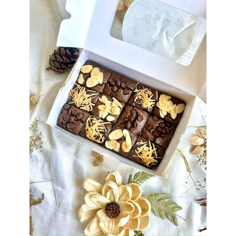 

FUDGY BROWNIES