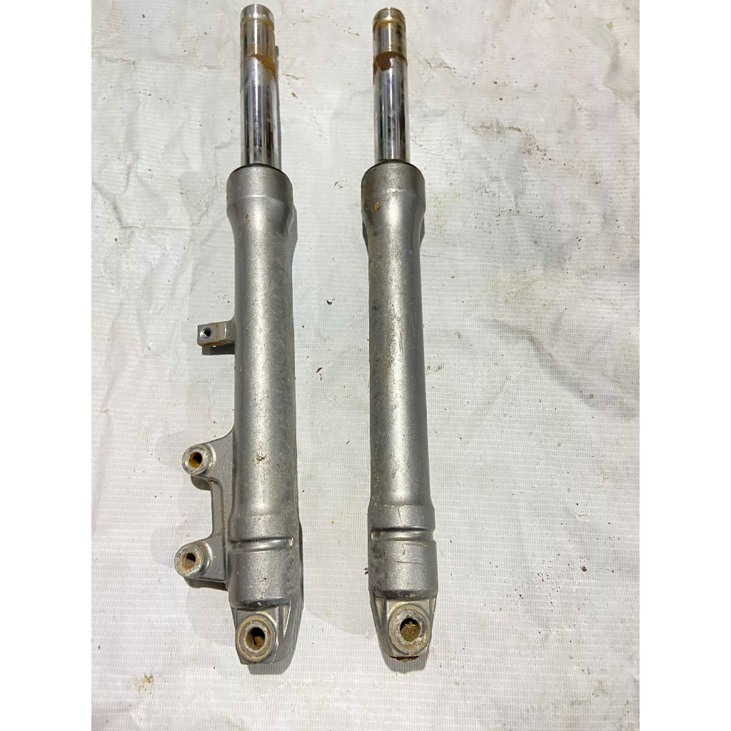 Sok depan suzuki skydrive original