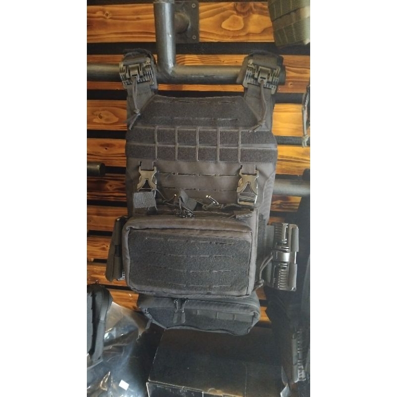 bodyvest nakula laser  tactical bodyvest  brimob rompi polisi tni rompi anti peruru