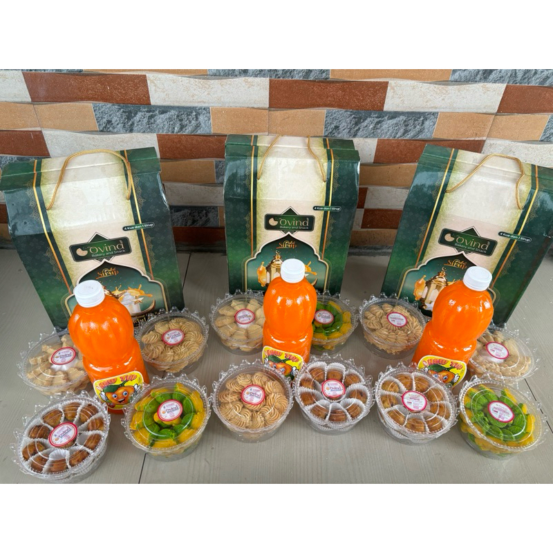 

ovina 4 kue + 1 sirup hampers parcel lebaran idul fitri 2025