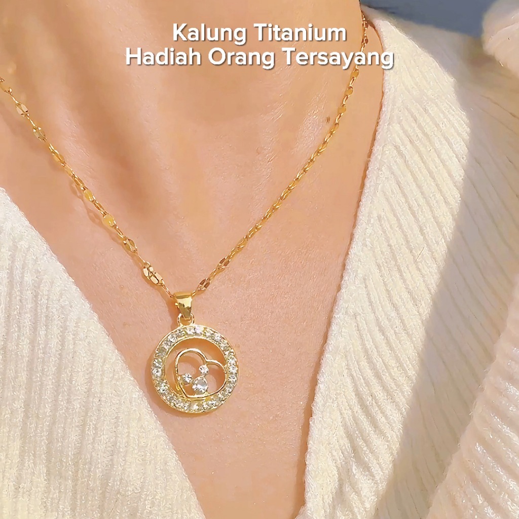Kalung Titanium Liontin Bulat Cinta untuk Dewi dengan Model Terbaru 2024 Emas 18K & Kado Istri