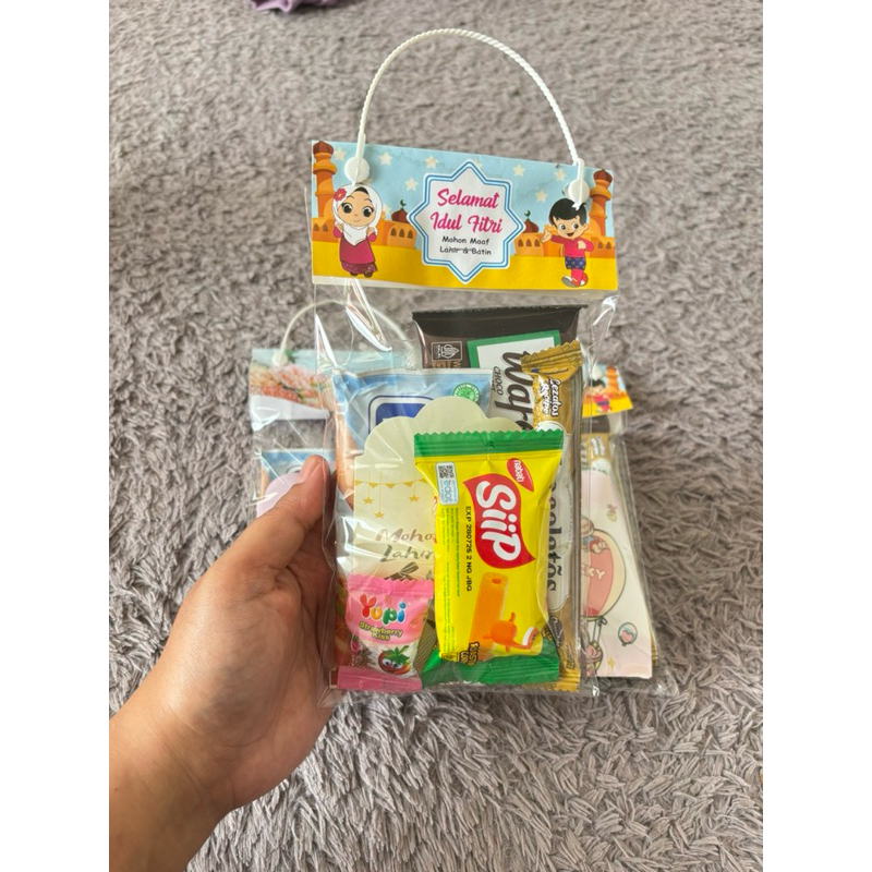 

Plastik Bingkisan Lebaran