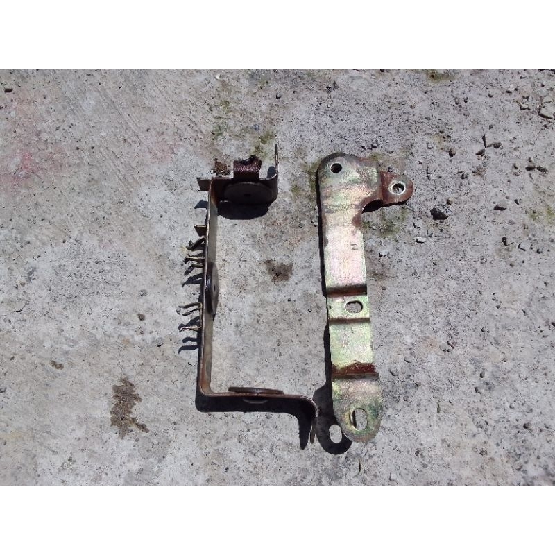 Klem Breket Pangkon Dudukan Aki Honda Megapro Lama Hiu Primus Original