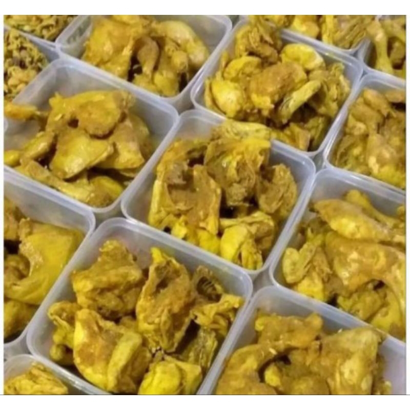 

ayam ungkep marinasi bumbu kuning free sambal goreng