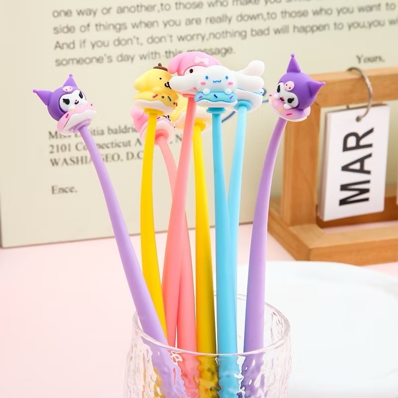 

Pen Anak Lentur Goyang Cinnamoroll Kuromi My Melody Pompompurin 3D Pulpen Elastis Lucu Karakter Kartun 0.5mm