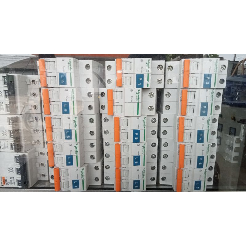 MCB domae merlin 2phase 25A