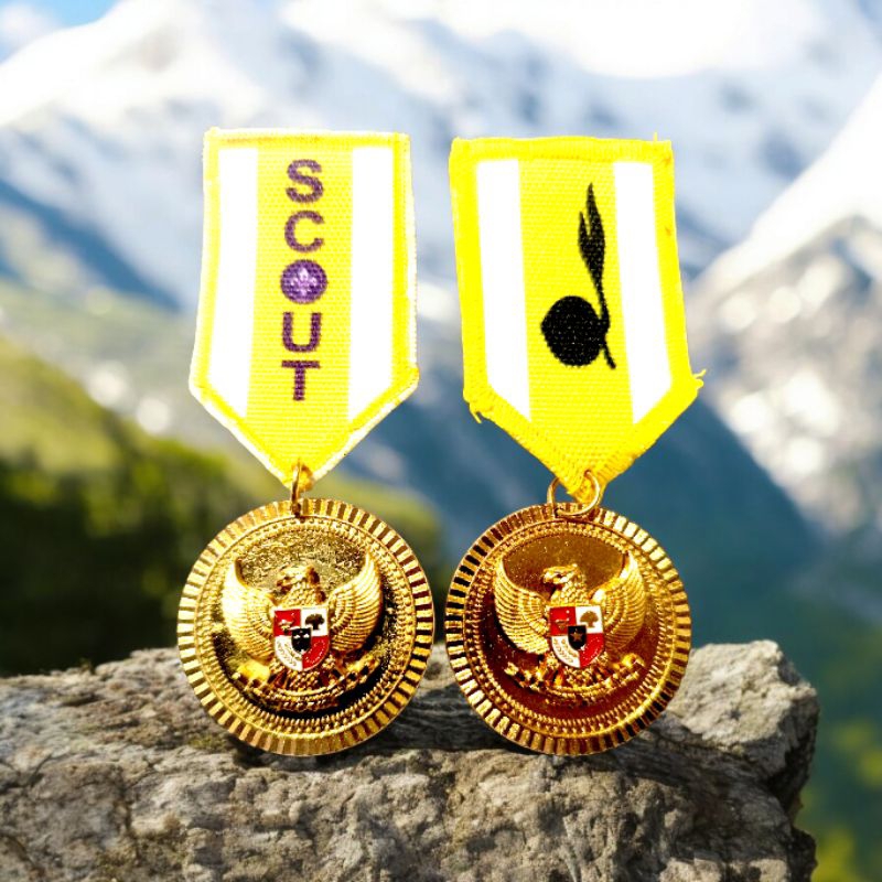 

tiska/tigor cor bulat bergigi di tumpuk cor logam garuda trendi dan keren