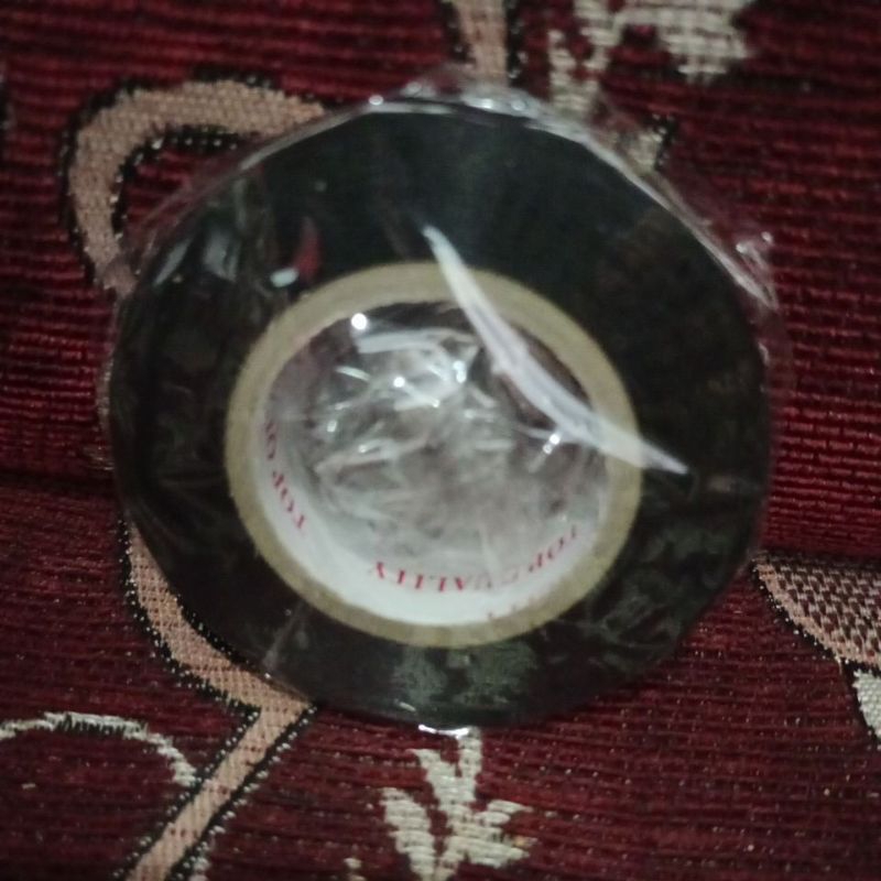 

solasi hitam kelistrikan