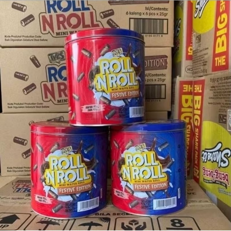 

Biskuit Kaleng Roll n Roll. Berat 240 gram. Enak Murah. Untuk Lebaran, bingkisan, tamu dll