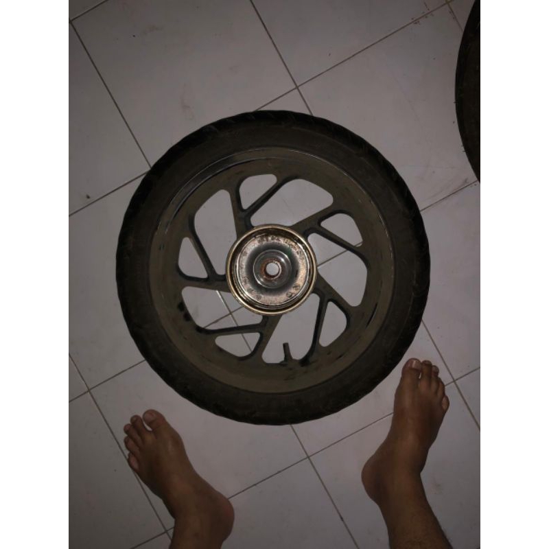 VELG &  BAN VARIO ORI 160 CBS