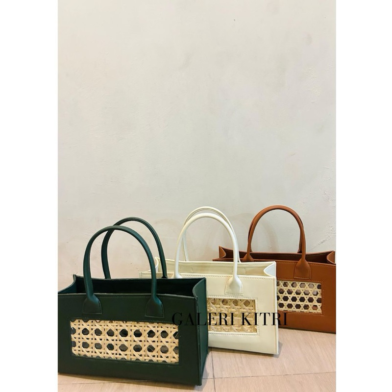 Tas wanita anyaman/Tas hampers/tas Bambu/tas anyaman wanita/tas wanita/hampers bambu/hampers idulfit