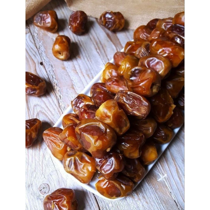 

kurma kallas rasa manis dan legit kemasan 500 gram