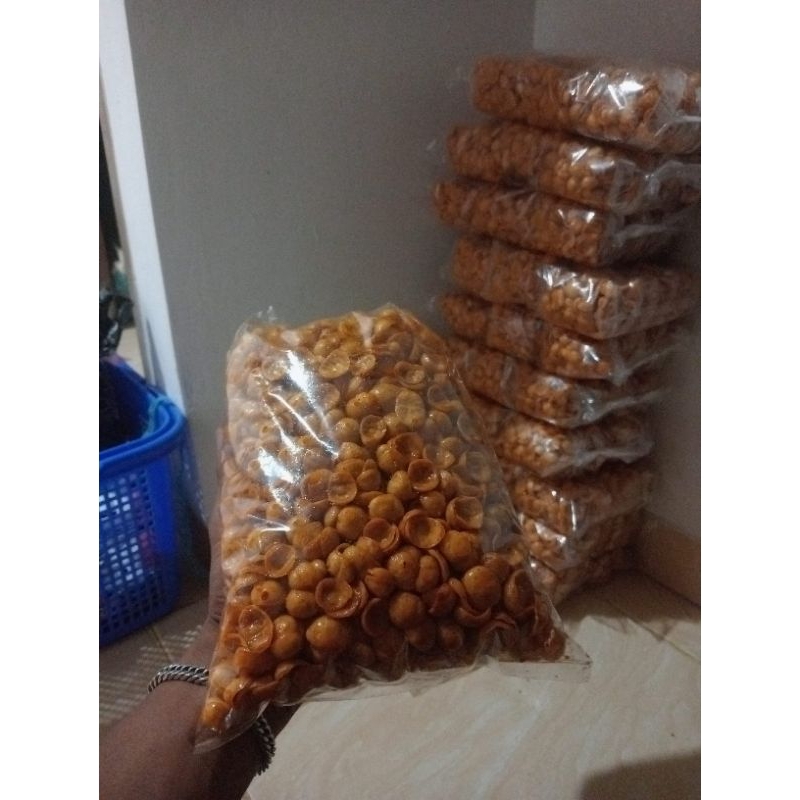 

Ngemil yang Bantet² rasa pedas kemasan 1 kg