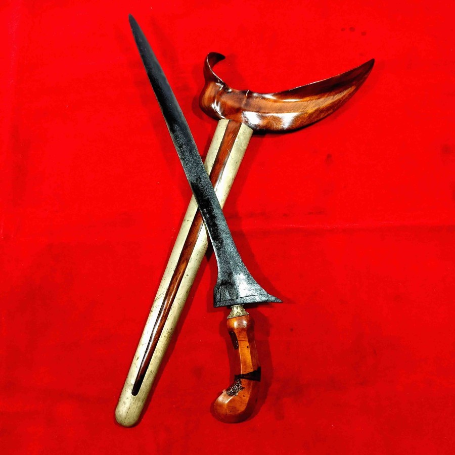 Keris Brojol Pamor Keleng Pengawak Waja Tangguh Tuban Majapahit Koleksi Antik Kuno