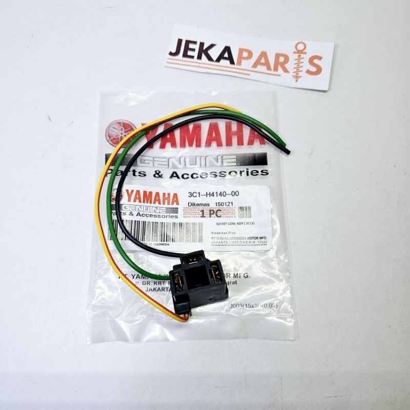 Fitting Socket Lampu Depan Motor Vixion 3C1.