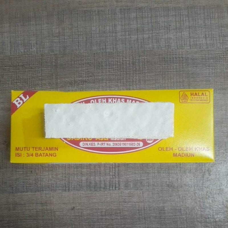 

Brem kotak tanggung isi 3-4 batang