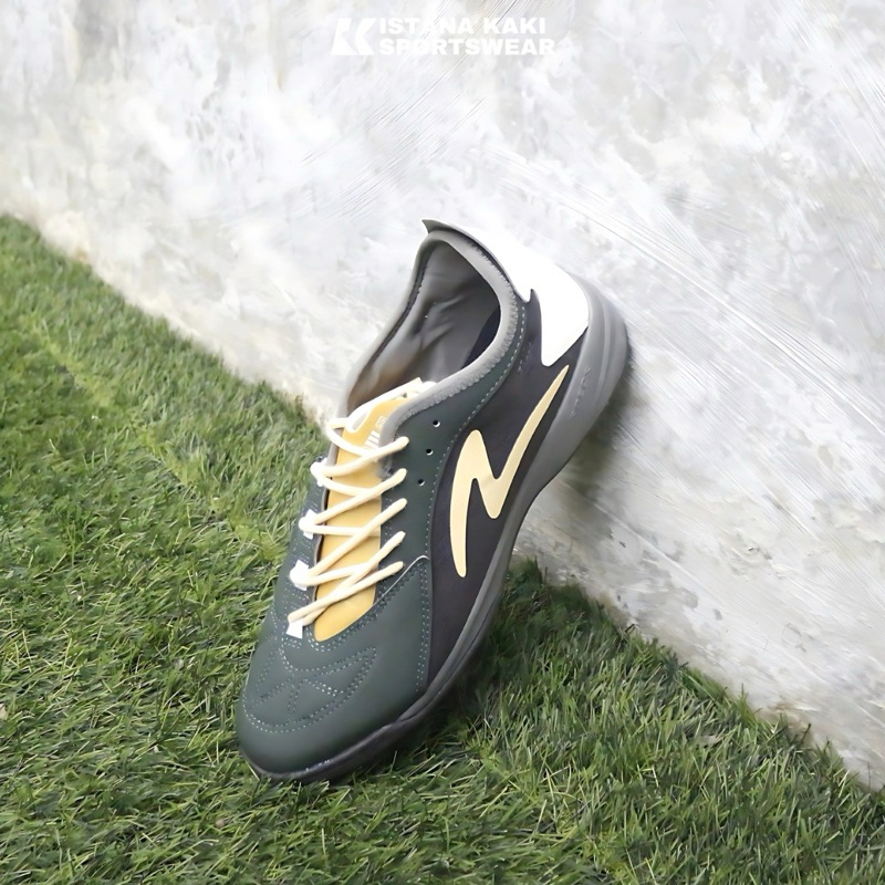 Specs Metasala Rival IV