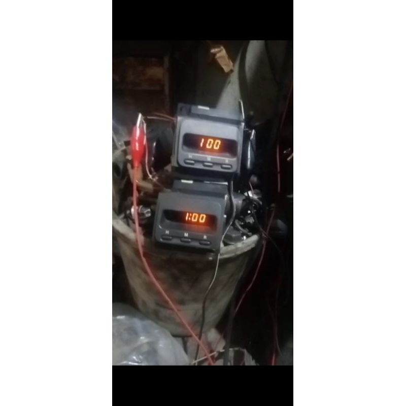 jam  mobil crv gen 1 original