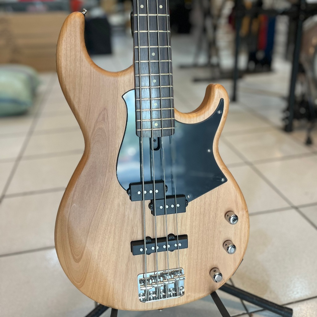 BASS YAMAHA BB 234 / YAMAHA BB 235