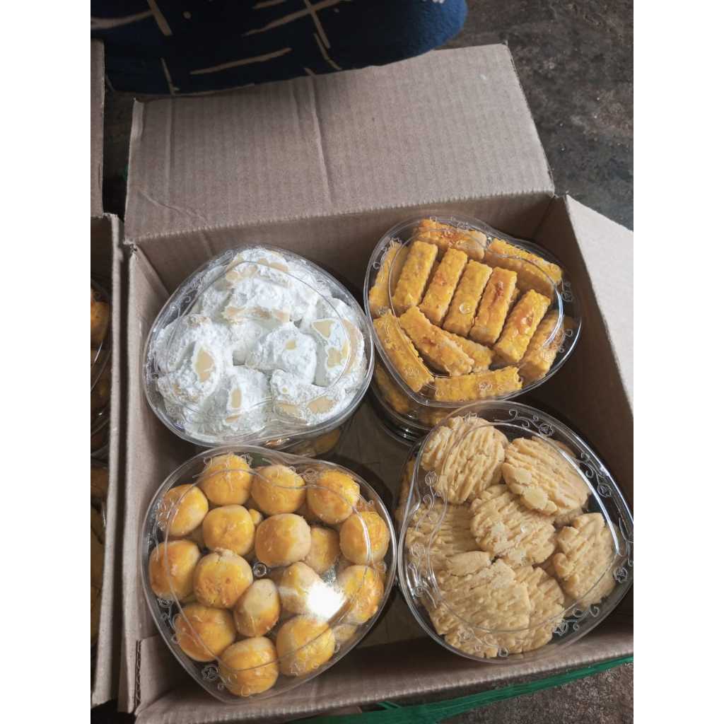 

Kue Kering, Kue Lebaran, Cemilan Toples