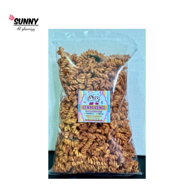 

Sunny Cemilan Makaroni Spiral Pedas Daun Jeruk 500 Gram