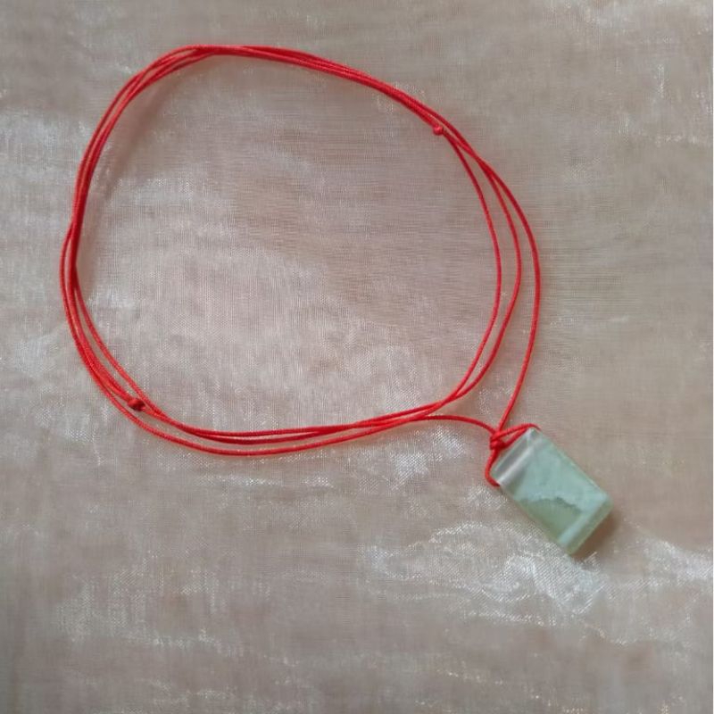 Kalung Giok tali merah/Liontin Batu Giok Hijau/Kalung Liontin Batu Giok Tali Merah