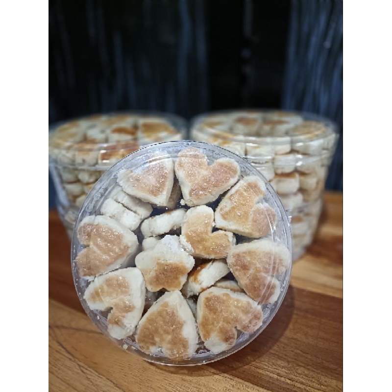 

kue kacang premium mantul