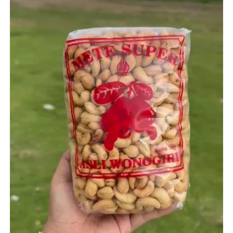

kacang mete goreng 1 kg