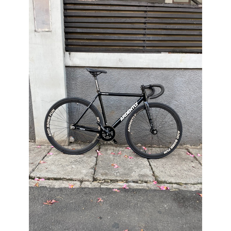 New fullbike original sepeda fixie ardently black size S doltrap